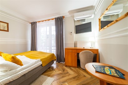Romantyczny Weekend w Hotelu Solar z Kolacją i Masażem