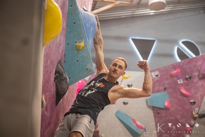 Ścianka wspinaczkowa bez limitu czasu – Boulderownia VOLT Warszawa 