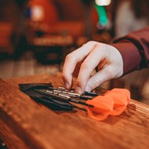 Multimedialny dart - godzina zabawy w MK Bowling - Poznań