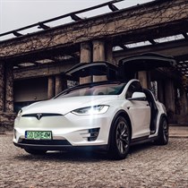 Poznaj Teslę Model X