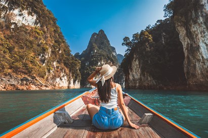 Bon wakacyjny Travelist w kwocie 100 zł – prezent turystyczny