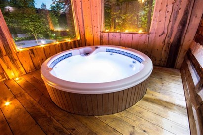 Pobyt w Bieszczadach ze spa – 2 noce w Osadzie Helonowo w Ropience