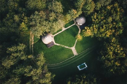 Pobyt w jurcie na Polanie - klimatyczny nocleg w sercu natury