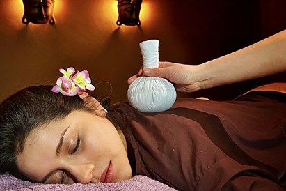 Masaż stemplami ziołowymi w Bydgoszczy