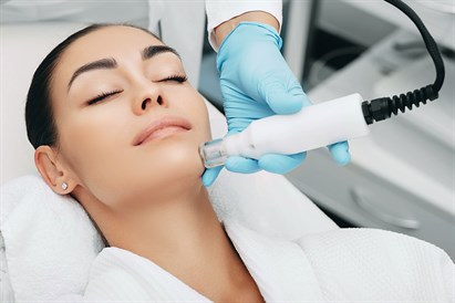 Mezoterapia mikroigłowa twarzy, szyi i dekoltu w Ninails & Beauty Warszawa (Wilanów)