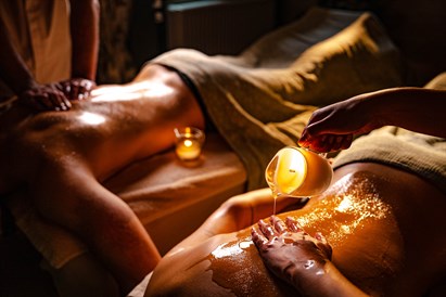 Rozgrzewający masaż świecą 60 min – Masaje SPA Wrocław