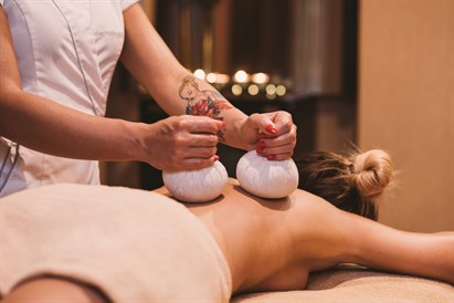 Wymarzony Urlop SPA dla Dwojga w Hotelu Lambert nad Morzem – 5 Nocy z Masażami i Live Cooking