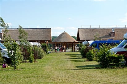 Rodzinna przygoda na kempingu dla 4 osób