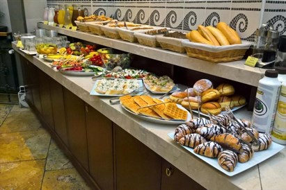 Pobyt dla Dwojga w Pradze ze śniadaniami - Antik Hotel Prague