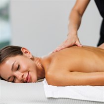 Masaż klasyczny w salonie Sukoon Massage we Wrocławiu