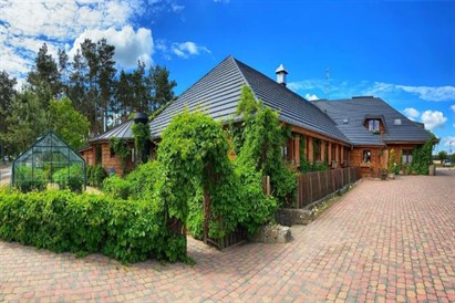 Romantyczny pobyt z jacuzzi i kolacją w Karczmie Rzym – Bydgoszcz