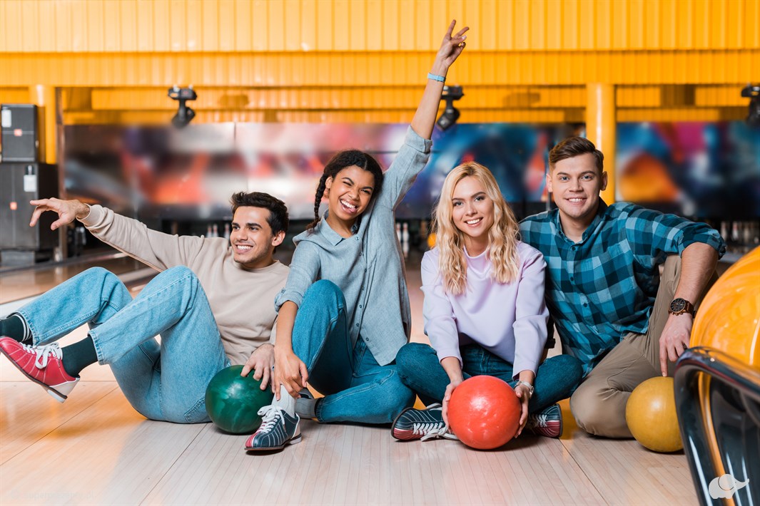 MK Bowling Poznań – 2h Gry w Kręgle dla Grupy