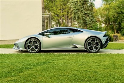 Ekstremalna jazda Lamborghini Huracán na długim 4 km torze w Poznaniu 