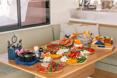 Poranny rejs katamaranem ze śniadaniem – Gdańsk, Sopot