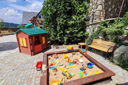 Trzy dni SPA w górach dla dwojga: Willa Roztoka + masaż i termy