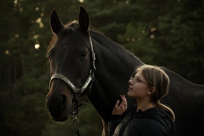 Sesja rozwojowa HAE w asyście koni – Osada Przygoda pod Warszawą