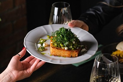 Z przyjaciółmi wszystko smakuje lepiej w Restauracji LOFT