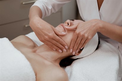 Masaż twarzy Super Lift w Calmea Spa