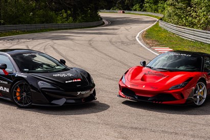 Pojedynek Ferrari F8 Tributo vs McLaren 570GT