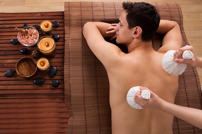 Masaż stemplami ziołowymi w Bydgoszczy