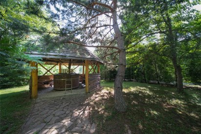 Pobyt w Bieszczadach ze spa – 2 noce w Osadzie Helonowo w Ropience