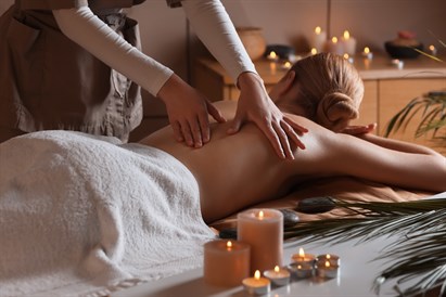 Masaż pleców i kręgosłupa w Calmea Spa
