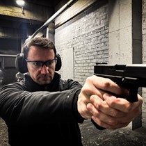 Art of Gun Warszawa: kurs strzelecki dla początkujących – 100 kul!