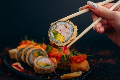 Sushi z przyjaciółmi w Suszarni we Wrocławiu (Hubska)