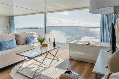 2 noce w domku na wodzie dla dwojga – HouseBoats Mielno