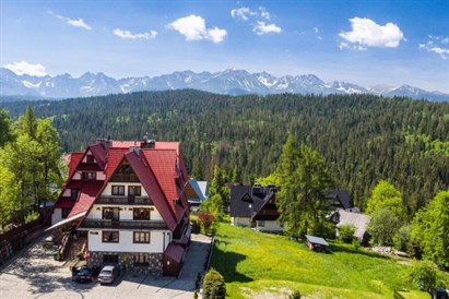 Pobyt SPA w górach dla dwojga: Willa Roztoka + masaż i termy