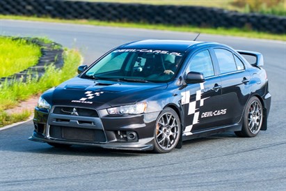 Devil-Cars: pojedynek Subaru Impreza WRX vs Mitsubishi Lancer Evo X