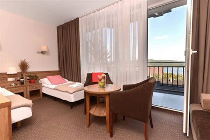 Romantyczny pobyt dla dwojga w Bieszczadach – Hotel Skalny SPA