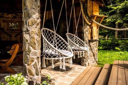 Romantyczny weekend dla dwojga w sercu lasu - Chata „na Końcu” Świata w Słopnicach