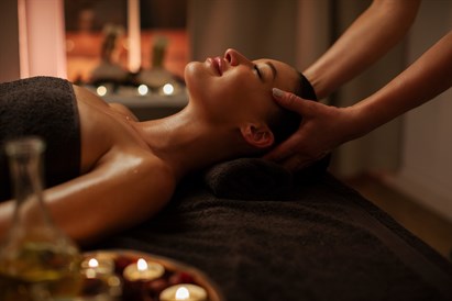 Świąteczny Dotyk Harmonii – masaż pleców, głowy, twarzy z aromaterapią