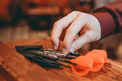 Multimedialny dart - godzina zabawy w MK Bowling - Poznań