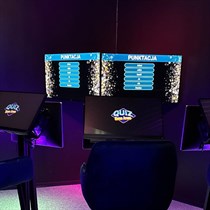 Zostań gwiazdą teleturnieju w Quiz Game Arena w Warszawie! 