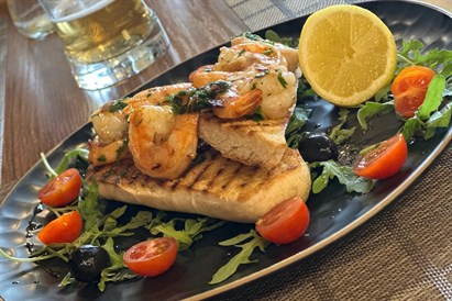 Degustacja win z kolacją 4-daniową dla dwojga – Loft Bistro & Wine Bar