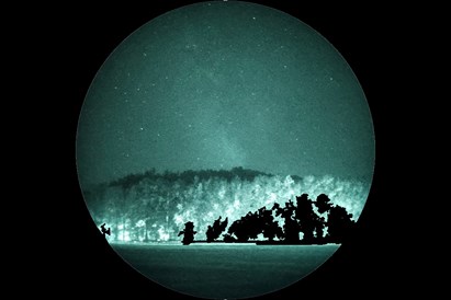 Nocna wycieczka z noktowizorem pod Krakowem – prezent w świecie cieni!