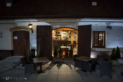 Spotkanie z przyjaciółmi w Wilanowie - Restauracja Kuźnia Kulturalna