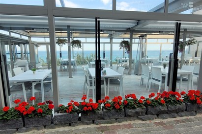 Wymarzony Urlop SPA dla Dwojga w Hotelu Lambert nad Morzem – 5 Nocy z Masażami i Live Cooking