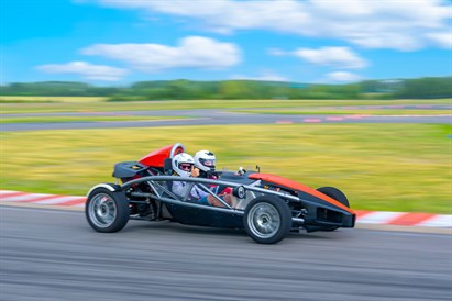 Voucher na jazdy supersamochodami do Devil-Cars