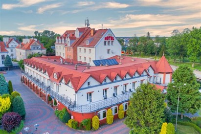 Pobyt dla Dwojga w Hotelu nad Pisą z Obiadokolacją i Sauną