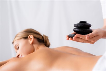 Voucher kwotowy do salonu DSkin Kosmetologia Estetyczna w Warszawie