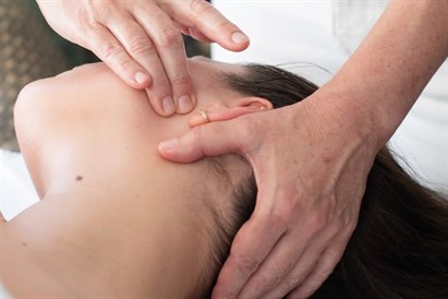 Masaż korugi – naturalny lifting twarzy w Radomiu | Salon Sandra