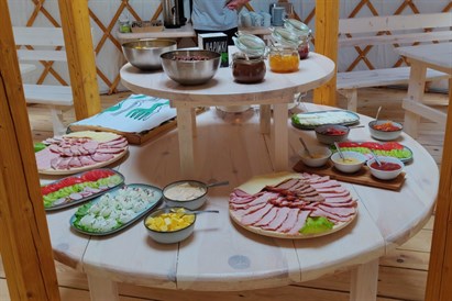 Luksusowa Jurta w Bieszczadach z prywatnym jacuzzi