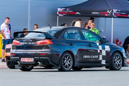 Devil-Cars: pojedynek Subaru Impreza WRX vs Mitsubishi Lancer Evo X