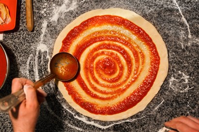 Rodzinne warsztaty robienia pizzy w San Giovanni – 3 do 5 osób