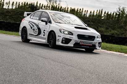 Jazda Subaru Impreza WRX STI z filmowaniem