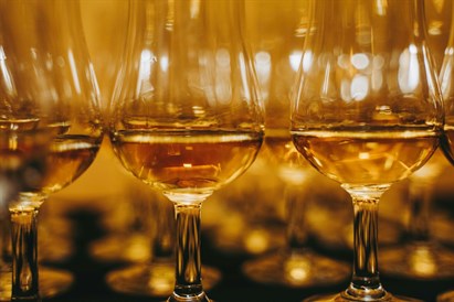 Voucher kwotowy na degustację wina lub whisky w Red Wine&Whisky
