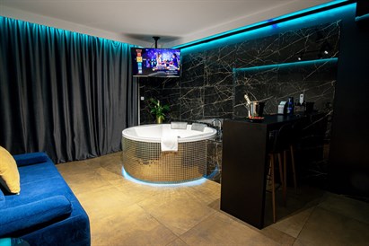 Apartament Executive z jacuzzi i sauną dla dwojga – Kraków